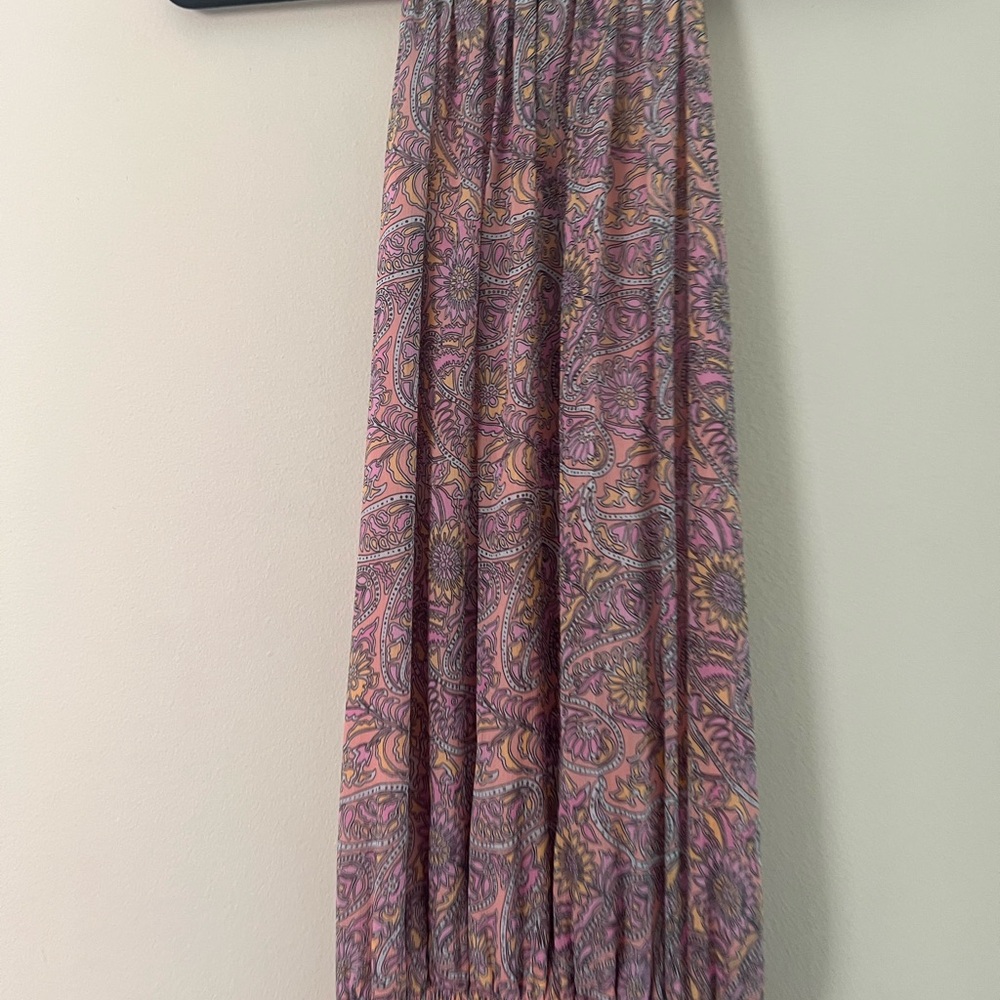 Ramy Brooks woman’s Elegant Halter Neck Paisley Dress - Picture 12 of 13